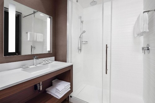 AC Hotel by Marriott Pittsburgh Downtown - image 23