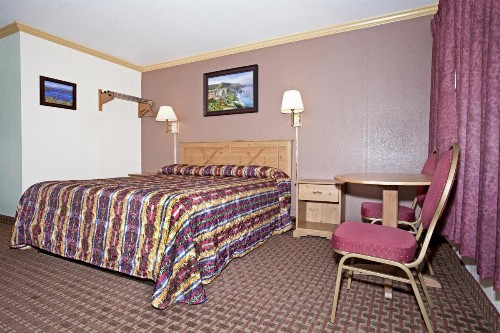 National 9 Inn - Placerville - image 9
