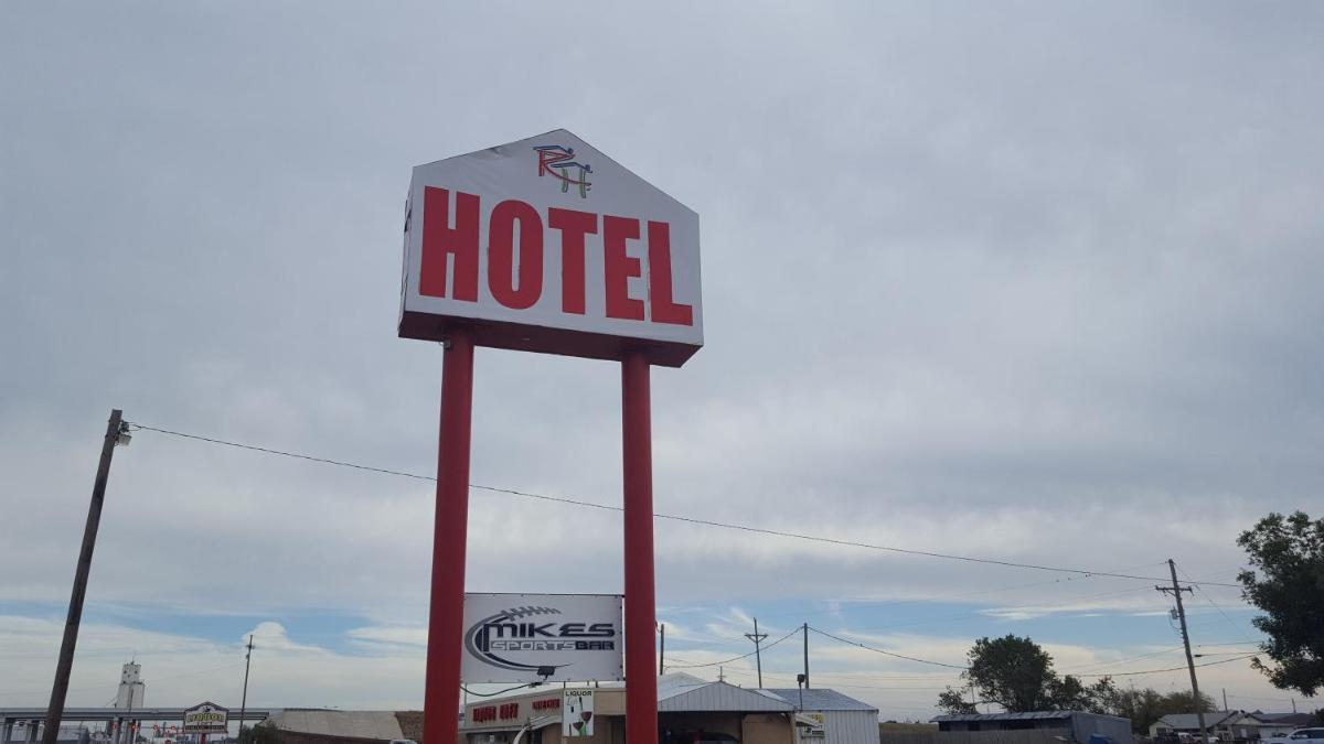 Reddy Hotel - image 4