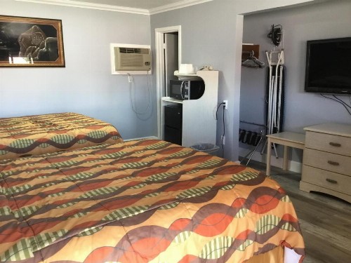 Budget Inn Plainview - image 18