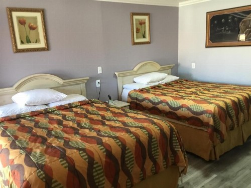 Budget Inn Plainview - image 26