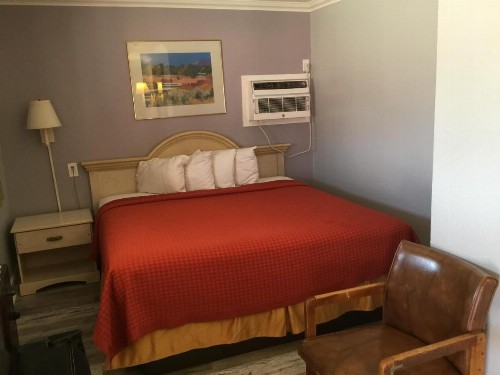 Budget Inn Plainview - image 31