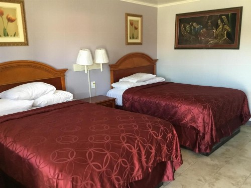 Budget Inn Plainview - image 39