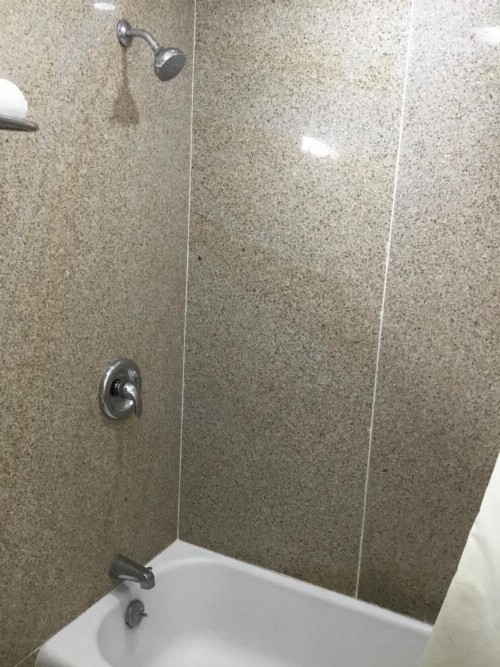 Budget Inn Plainview - image 49