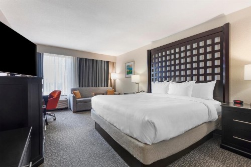 Hampton Inn Plano-North Dallas - image 1