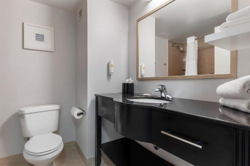 Hampton Inn Plano-North Dallas - image 18