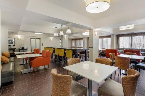 Hampton Inn Plano-North Dallas - image 4