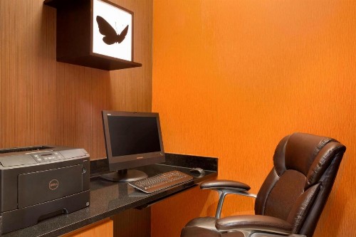 Fairfield Inn & Suites by Marriott Dallas Plano - image 18
