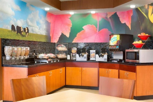 Fairfield Inn & Suites by Marriott Dallas Plano - image 21