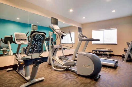 Fairfield Inn & Suites by Marriott Dallas Plano - image 23