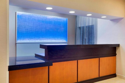Fairfield Inn & Suites by Marriott Dallas Plano - image 4