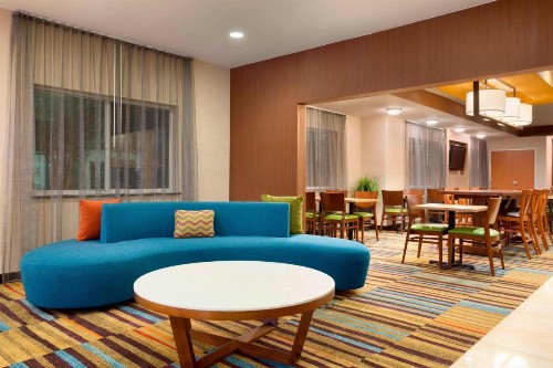 Fairfield Inn & Suites by Marriott Dallas Plano - image 5