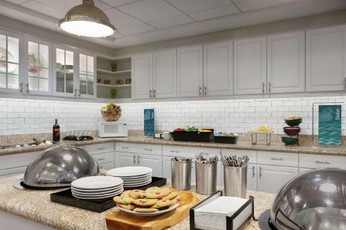 Homewood Suites by Hilton Dallas-Plano - image 9