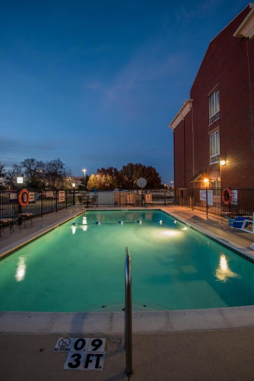 Holiday Inn Express Hotel & Suites Dallas-North Tollway/North Plano an IHG Hotel - image 35