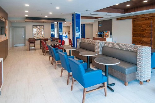 Holiday Inn Express Hotel & Suites Dallas-North Tollway/North Plano an IHG Hotel - image 37