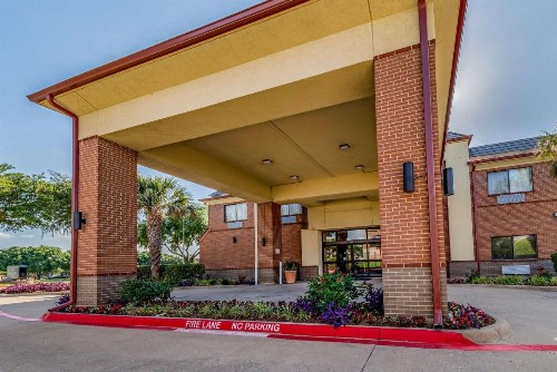 Quality Inn West Plano - Dallas - image 26