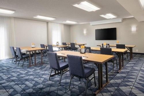 Courtyard by Marriott Dallas Plano Parkway at Preston Road - image 33
