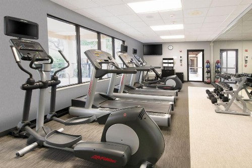 Courtyard by Marriott Dallas Plano in Legacy Park - image 25