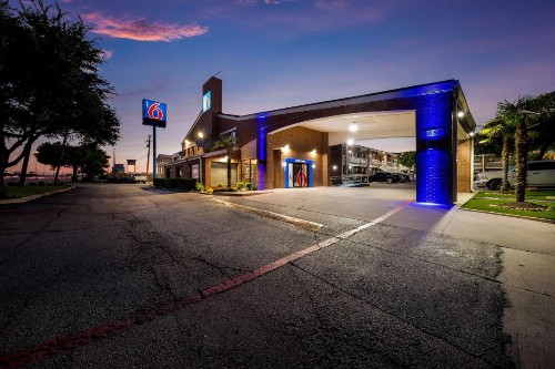 Motel 6-Plano TX - Plano Northeast - image 27