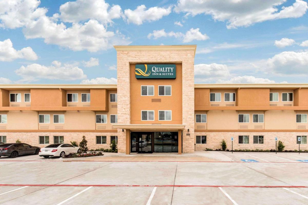 Quality Inn & Suites Plano - main image