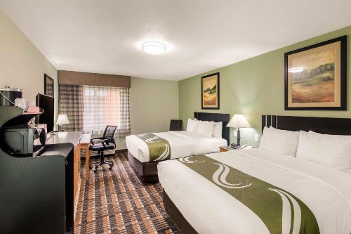 Quality Inn & Suites Plano - image 14