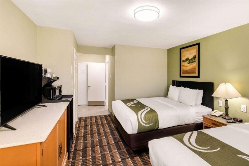 Quality Inn & Suites Plano - image 28