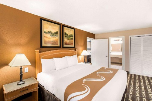 Quality Inn & Suites Plano - image 31