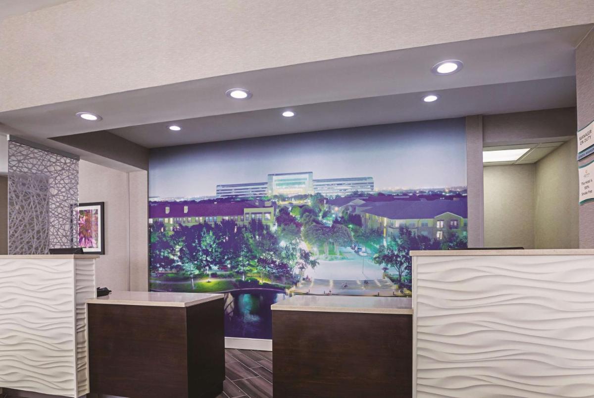 La Quinta by Wyndham Dallas Plano West - image 7
