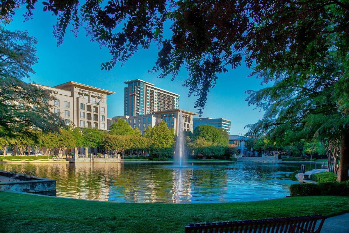 Dallas/Plano Marriott at Legacy Town Center - image 7