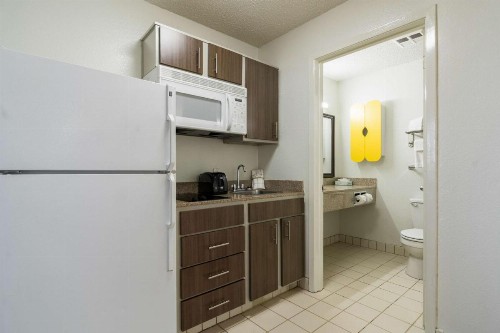 Studio 6-Plano TX - Dallas - Plano Medical Center - image 28