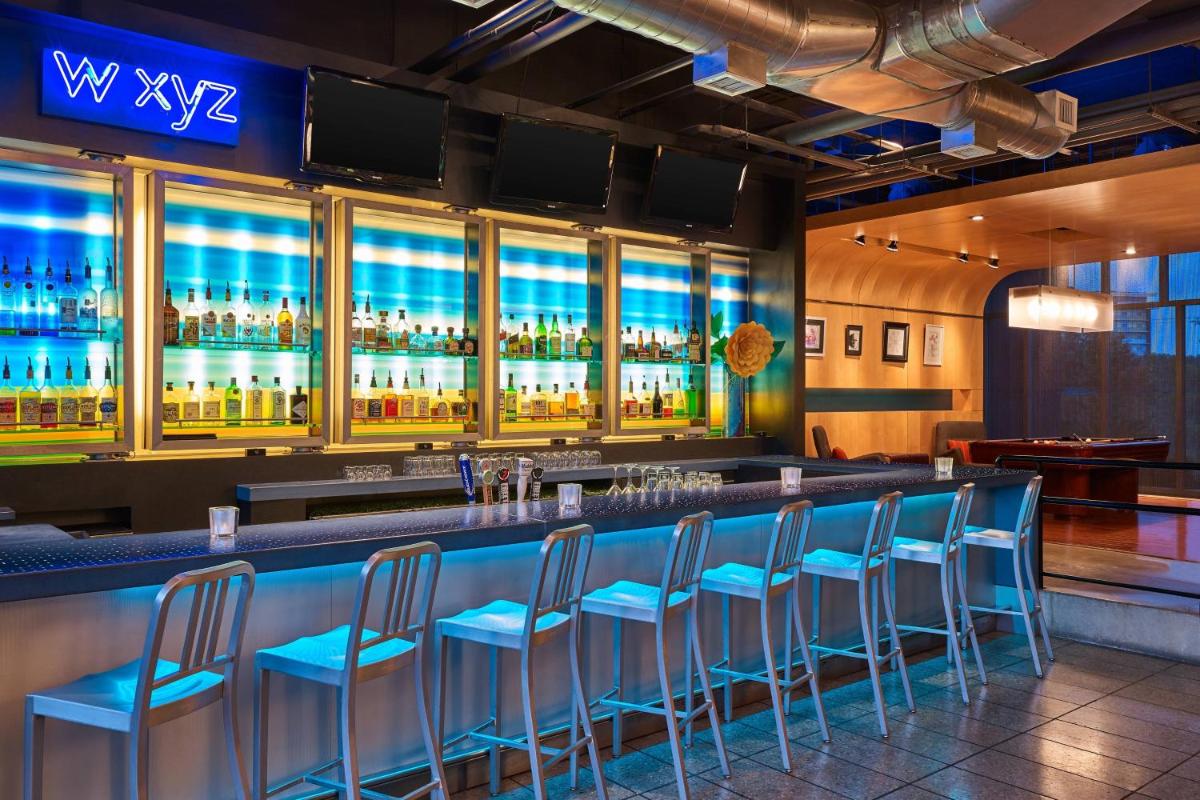 Aloft Hotel Plano - image 7