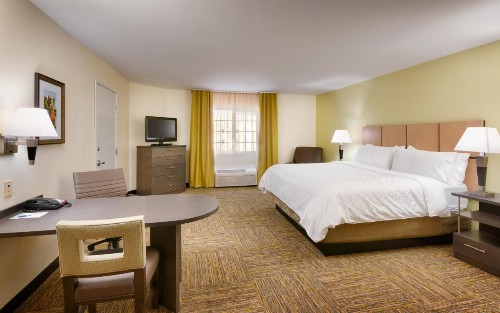 Candlewood Suites Plano East an IHG Hotel - image 15