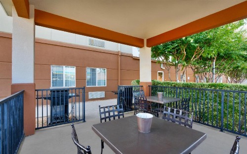 Candlewood Suites Plano East an IHG Hotel - image 17