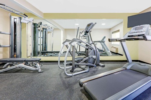 Baymont by Wyndham Plano - image 13