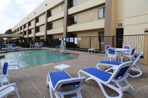 Baymont by Wyndham Plano - image 44
