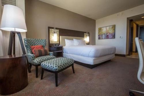 Hilton Dallas/Plano Granite Park - image 11