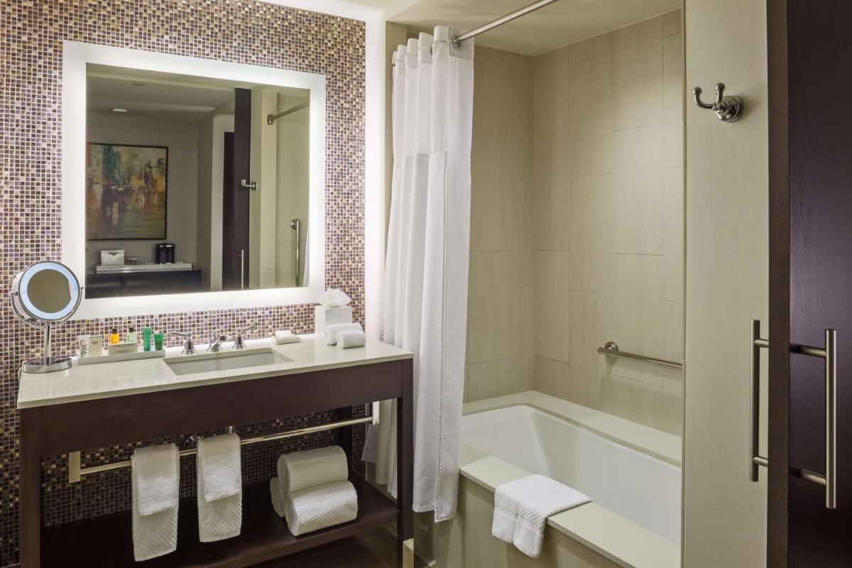 Hilton Dallas/Plano Granite Park - image 7