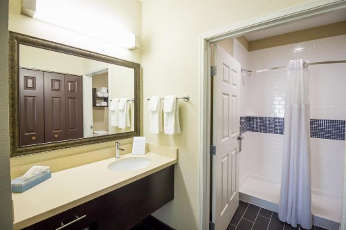 Staybridge Suites Plano - Legacy West Area an IHG Hotel - image 8
