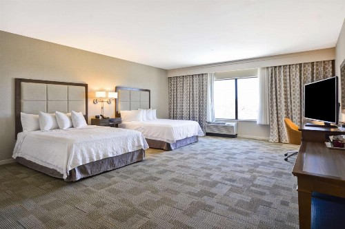 Hampton Inn & Suites Dallas/Plano-East - image 17