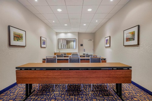 Hampton Inn & Suites Dallas/Plano-East - image 45