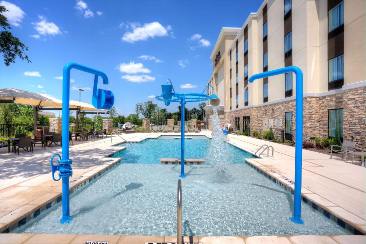 Hampton Inn & Suites Dallas/Plano-East - image 7