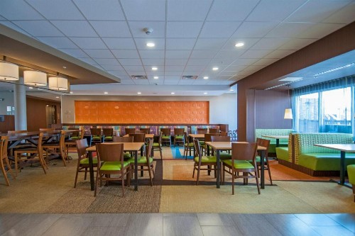 Fairfield Inn & Suites by Marriott Dallas Plano North - image 27