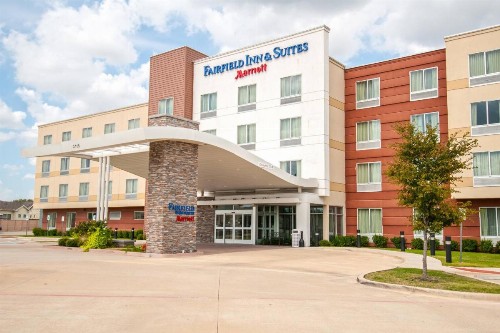 Fairfield Inn & Suites by Marriott Dallas Plano North - image 8