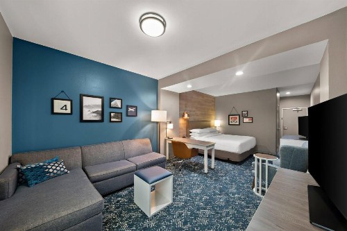 La Quinta by Wyndham Plano Legacy Frisco - image 32