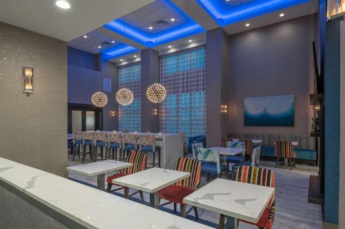 Hampton Inn & Suites Dallas/Plano Central - image 10