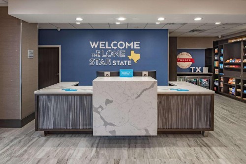 Hampton Inn & Suites Dallas/Plano Central - image 11