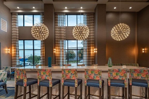 Hampton Inn & Suites Dallas/Plano Central - image 13