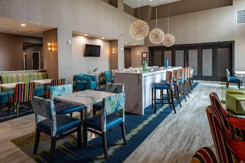 Hampton Inn & Suites Dallas/Plano Central - image 14