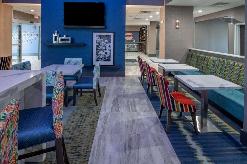 Hampton Inn & Suites Dallas/Plano Central - image 15