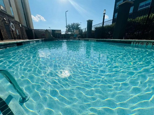 Hampton Inn & Suites Dallas/Plano Central - image 16